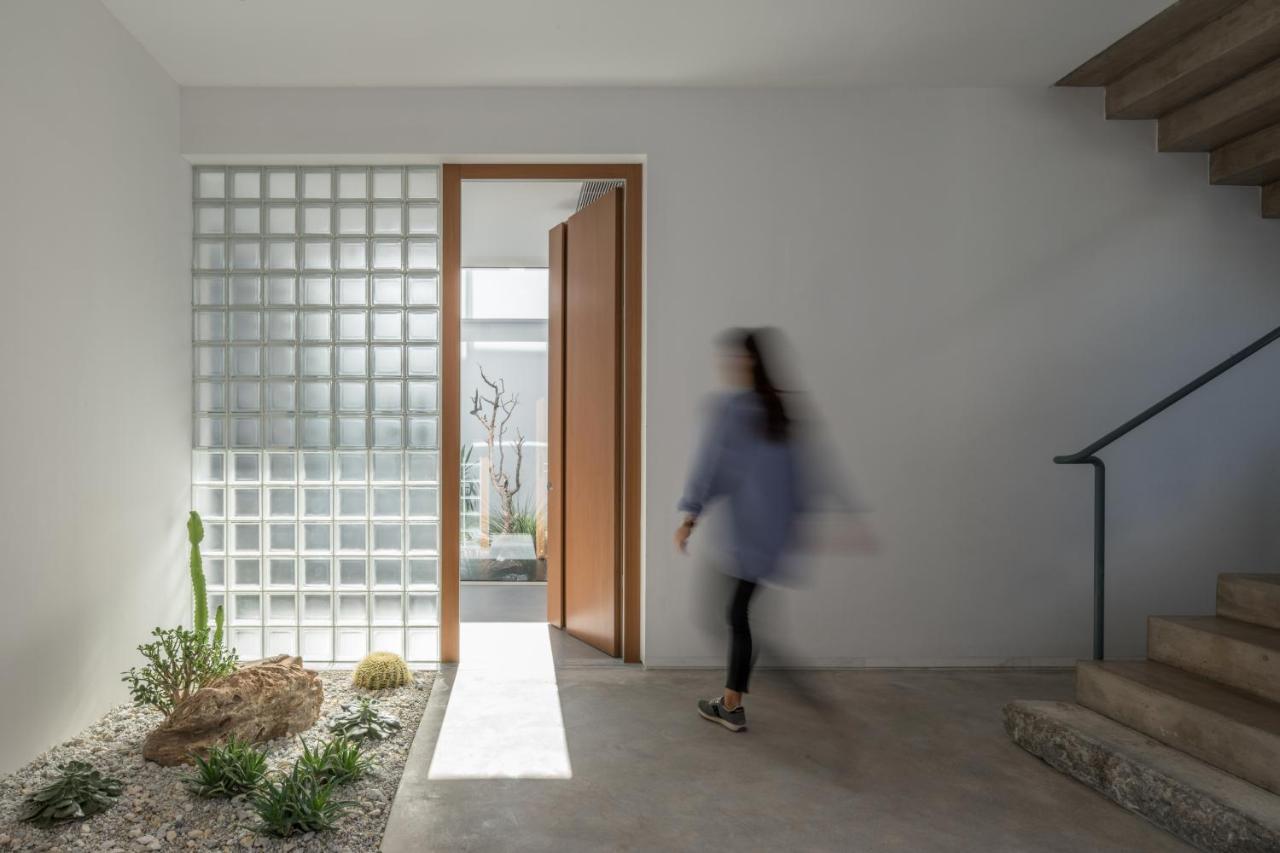 Villa Mimaze Minimalist Living Элунда Экстерьер фото